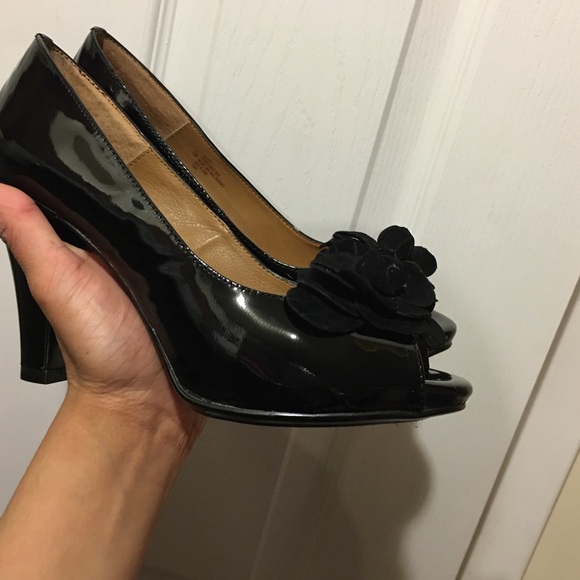 Sofft PATENT LEATHER PUMPS - Picture 6 of 8